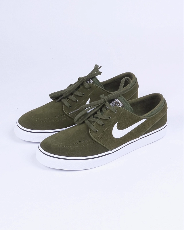 Nike janoski's on sale